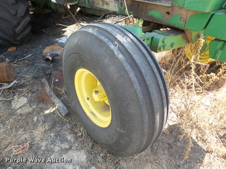 image for item DA8981 1973 John Deere 4630 tractor