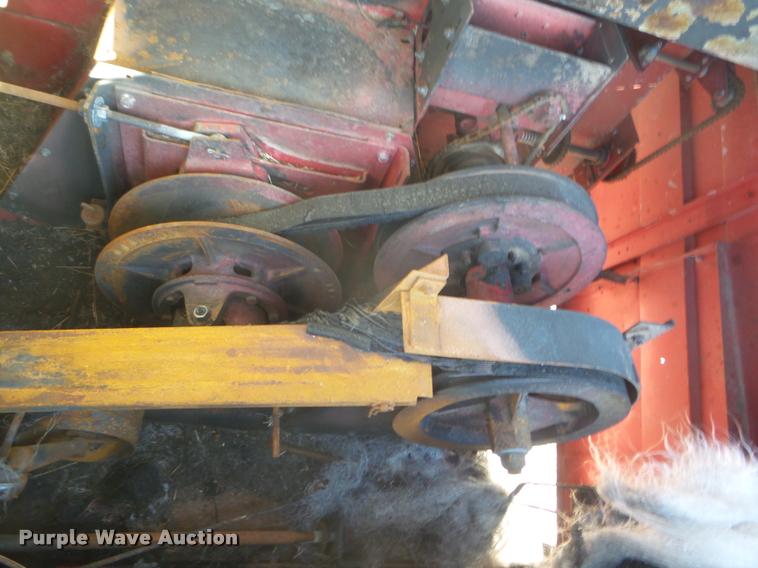 image for item DB3559 1989 Case IH 1660 combine