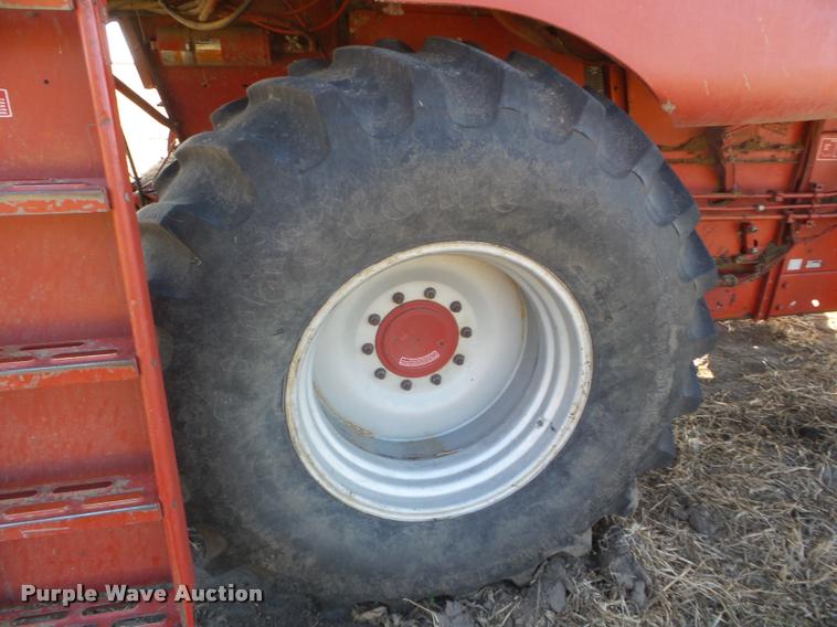 image for item DB3559 1989 Case IH 1660 combine