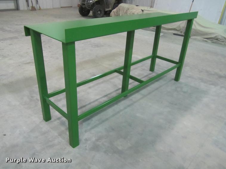image for item F1311 Kush Manufaturing work bench