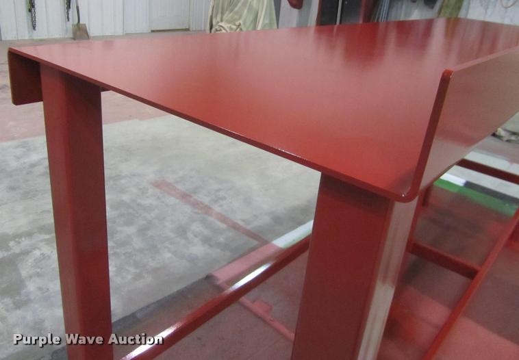 image for item F1425 Kush Manufaturing work bench