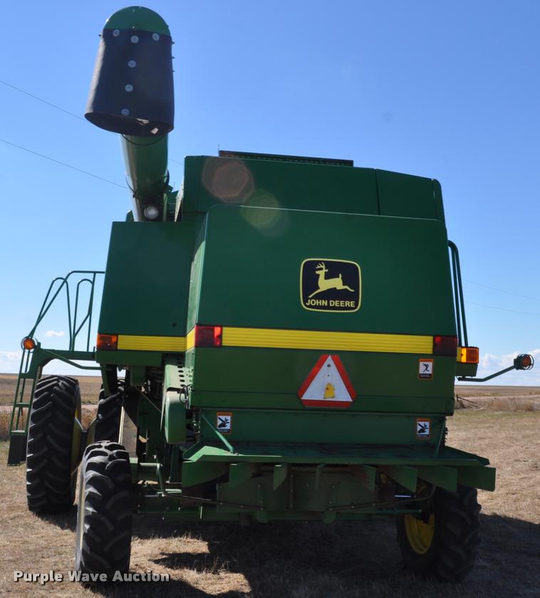 image for item G7498 1998 John Deere 9610 combine