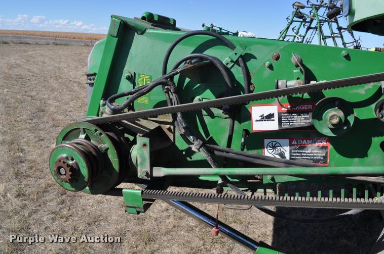 image for item G7498 1998 John Deere 9610 combine