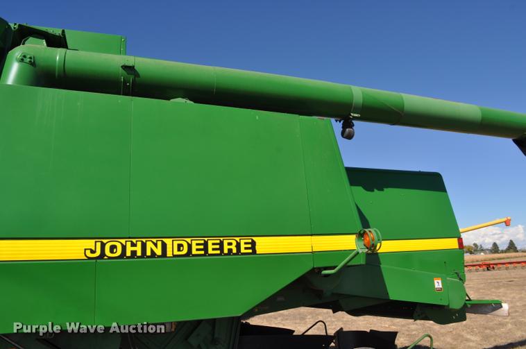 image for item G7498 1998 John Deere 9610 combine