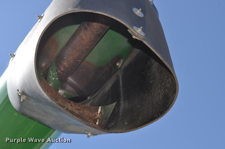 image for item G7498 1998 John Deere 9610 combine