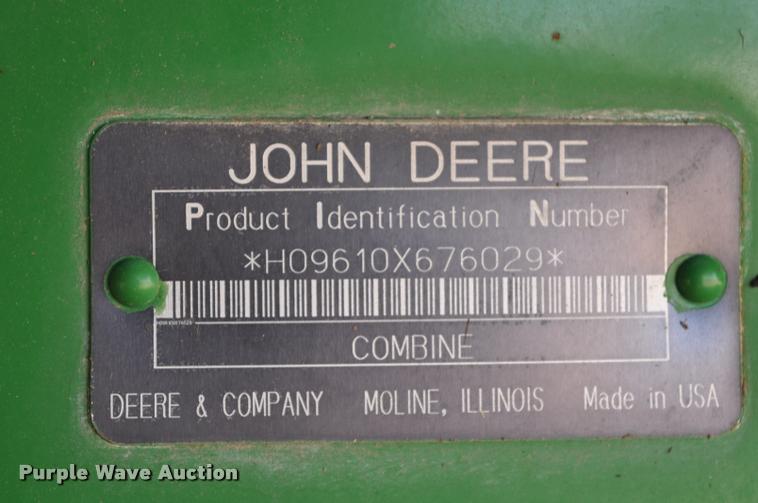 image for item G7498 1998 John Deere 9610 combine