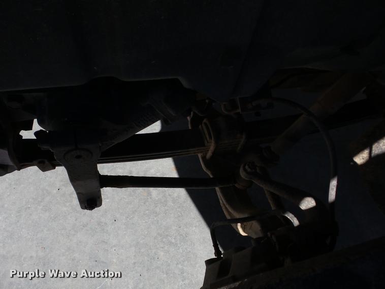 image for item J8692 1989 International S1600 flatbed truck