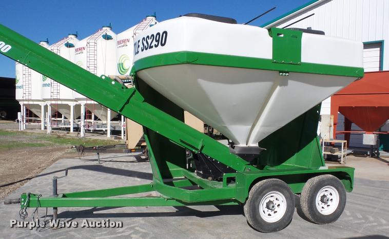 image for item J8694 Norwood Seed Shuttle SS290 seed tender