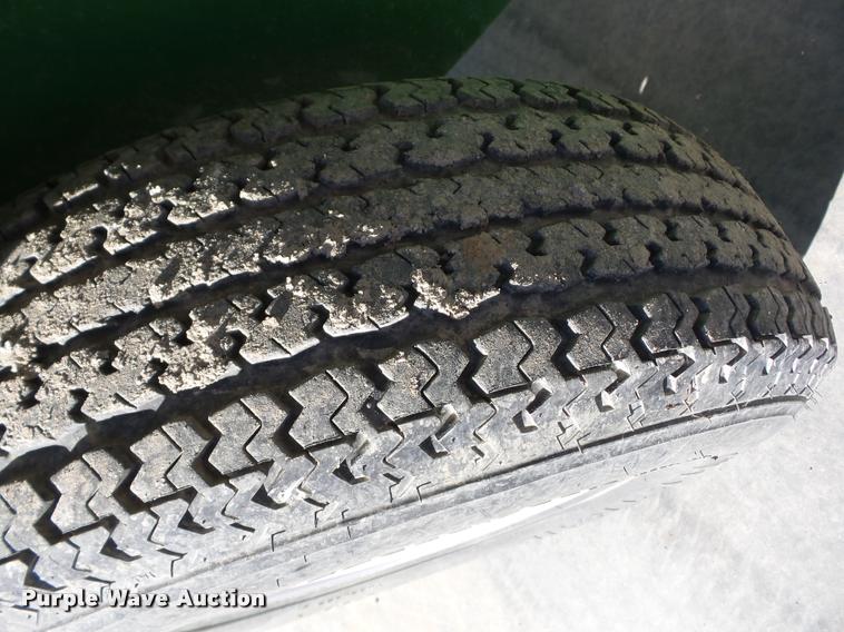 image for item J8694 Norwood Seed Shuttle SS290 seed tender