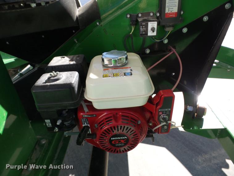 image for item J8694 Norwood Seed Shuttle SS290 seed tender