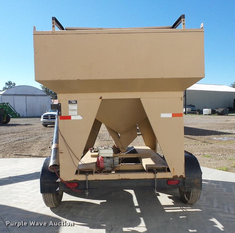 image for item J8695 Friesen seed tender