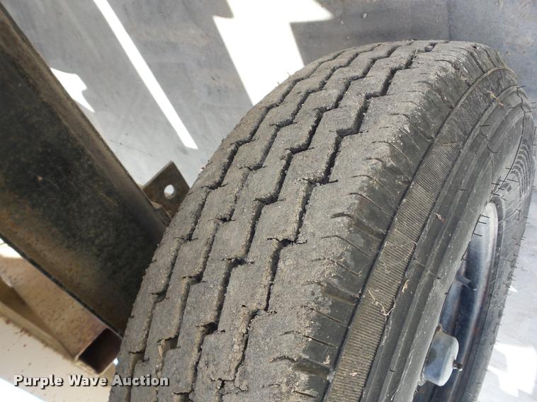 image for item J8695 Friesen seed tender