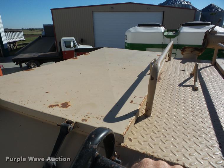 image for item J8695 Friesen seed tender