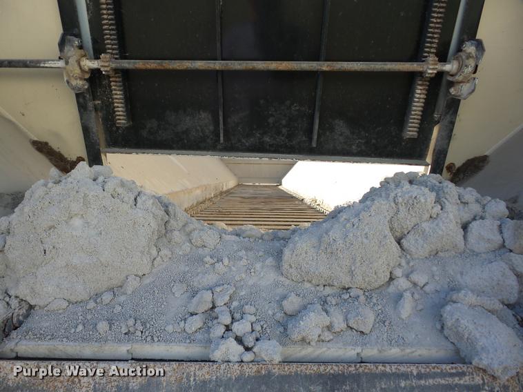 image for item J8696 2012 Lanco LS5330 manure/lime spreader