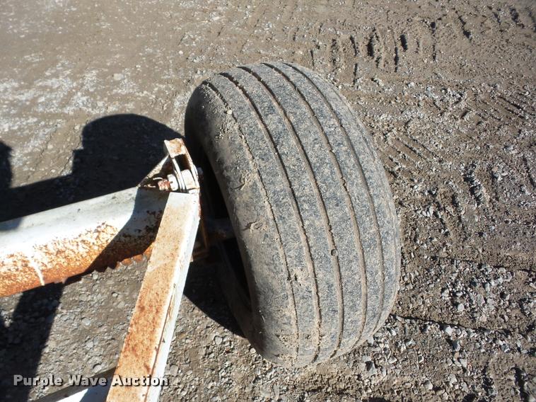 image for item J8697 Anhydrous ammonia tank