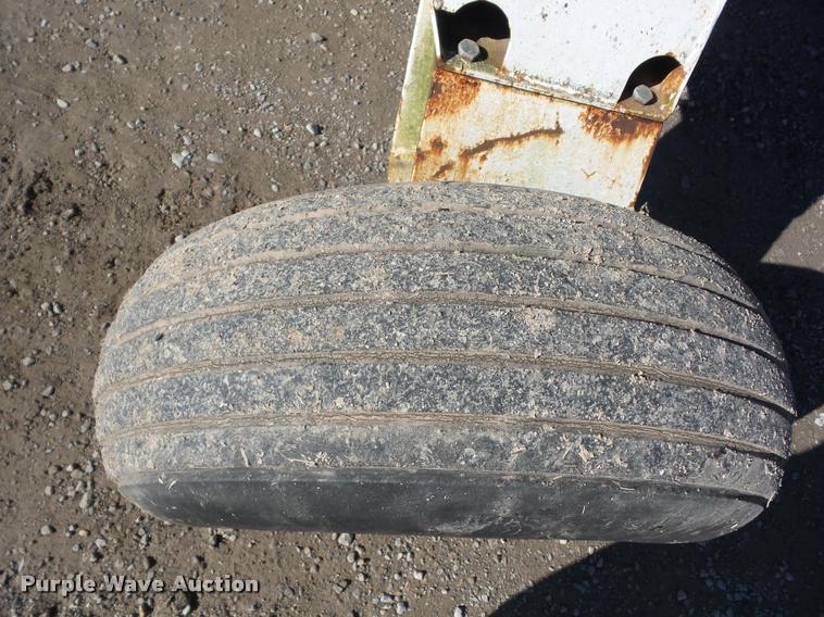 image for item J8697 Anhydrous ammonia tank