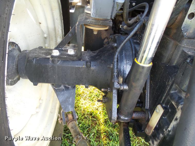 image for item K1069 2008 New Holland T6030 tractor