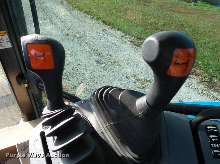 image for item K1069 2008 New Holland T6030 tractor