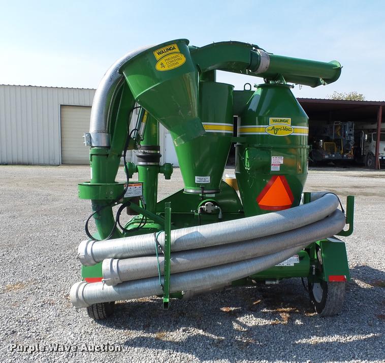 image for item K3434 2010 Walinga 6614DLX grain vacuum