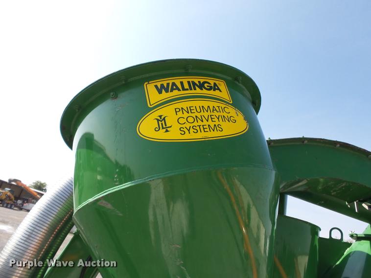 image for item K3434 2010 Walinga 6614DLX grain vacuum