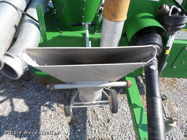 image for item K3434 2010 Walinga 6614DLX grain vacuum