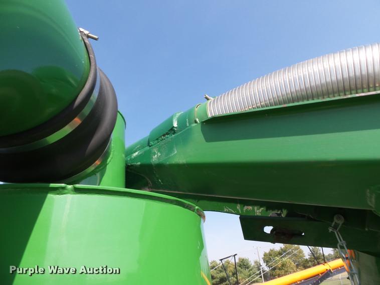 image for item K3434 2010 Walinga 6614DLX grain vacuum
