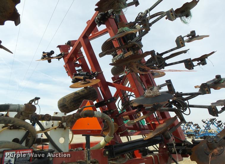 image for item K5611 Case IH Nutri-Placer 5300 anhydrous applicator