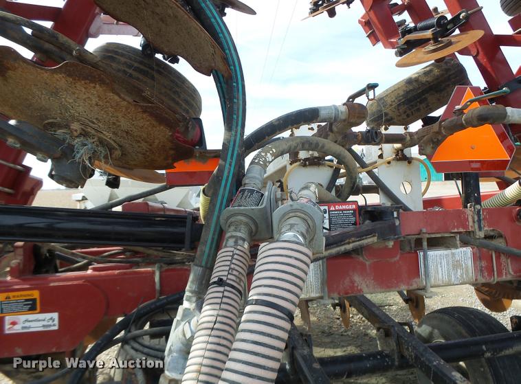 image for item K5611 Case IH Nutri-Placer 5300 anhydrous applicator