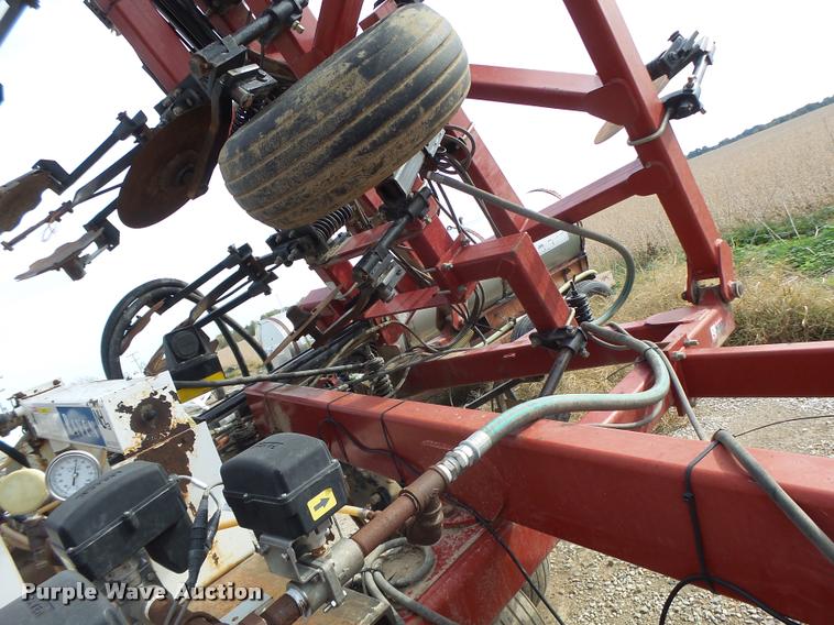 image for item K5611 Case IH Nutri-Placer 5300 anhydrous applicator