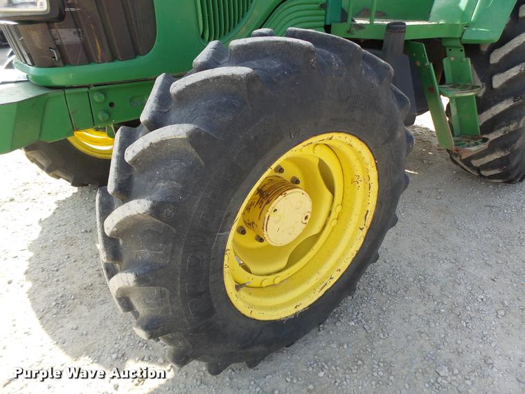image for item K5633 2003 John Deere 6420 MFWD tractor