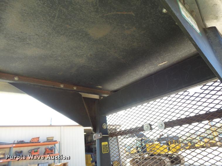 image for item K5633 2003 John Deere 6420 MFWD tractor