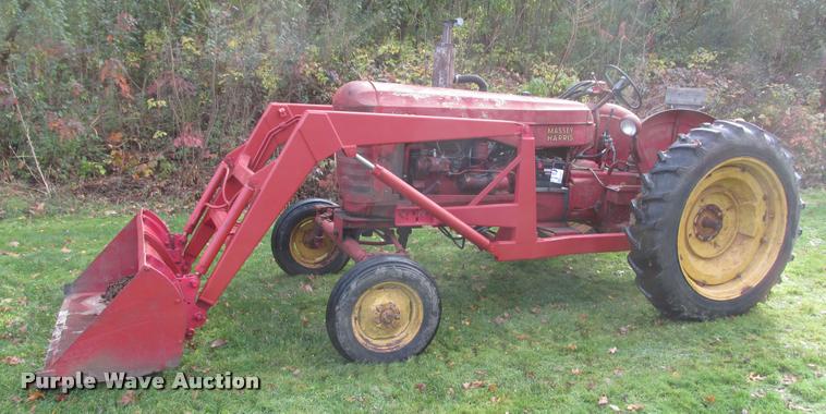 image for item K6231 1953 Massey-Harris 33 tractor