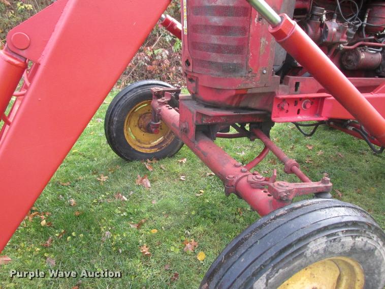 image for item K6231 1953 Massey-Harris 33 tractor