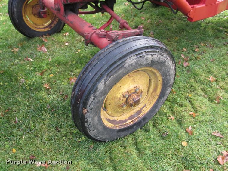 image for item K6231 1953 Massey-Harris 33 tractor