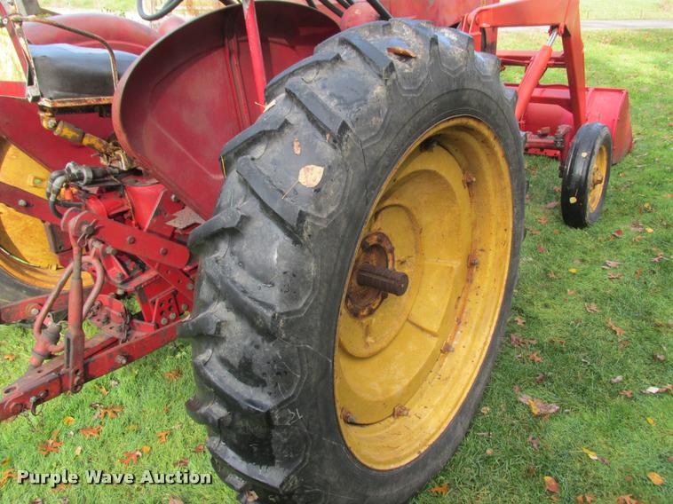 image for item K6231 1953 Massey-Harris 33 tractor