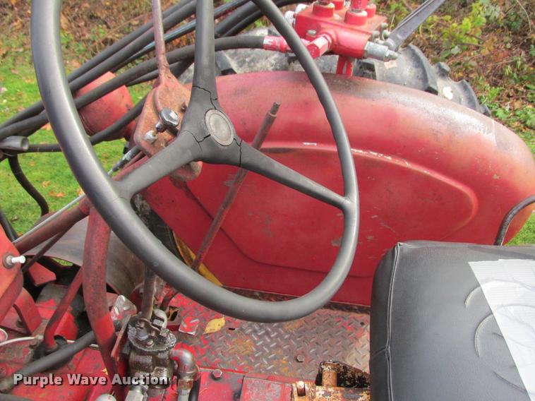 image for item K6231 1953 Massey-Harris 33 tractor