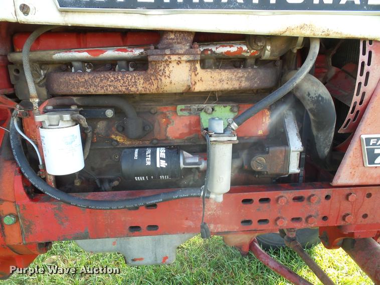 image for item K8088 1969 International 756 tractor