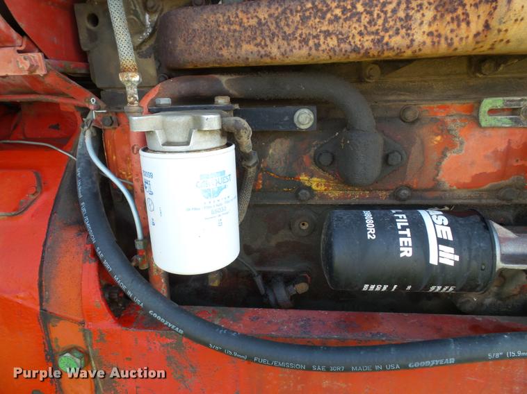 image for item K8088 1969 International 756 tractor