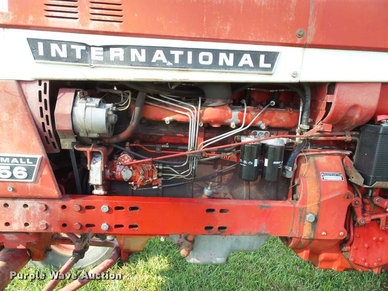 image for item K8088 1969 International 756 tractor