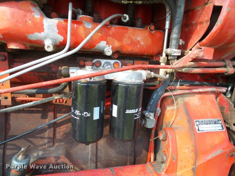 image for item K8088 1969 International 756 tractor