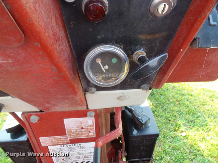 image for item K8088 1969 International 756 tractor