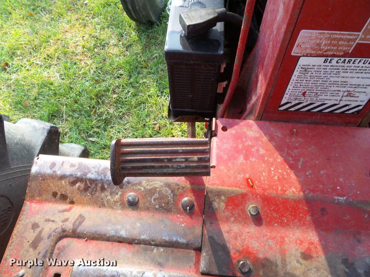 image for item K8088 1969 International 756 tractor