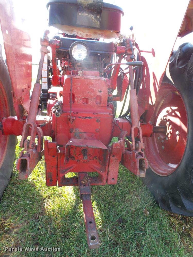 image for item K8090 1966 Farmall 656 tractor