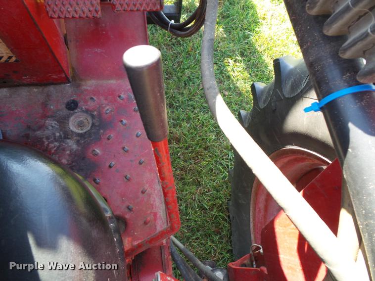 image for item K8090 1966 Farmall 656 tractor