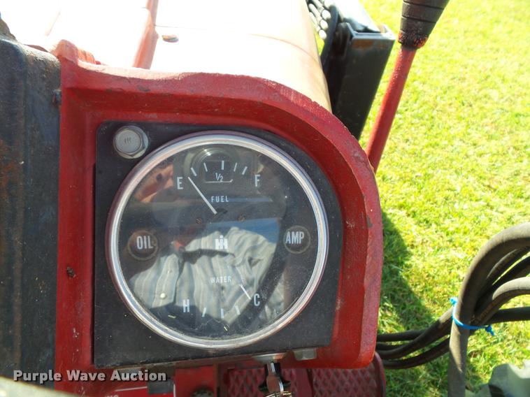 image for item K8090 1966 Farmall 656 tractor