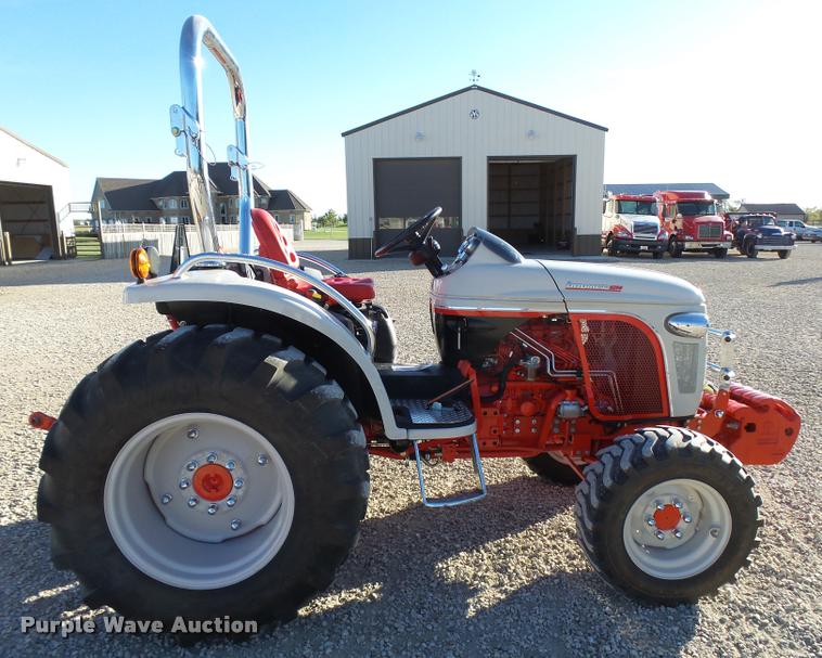 image for item L3289 2010 New Holland Boomer 8N MFWA tractor