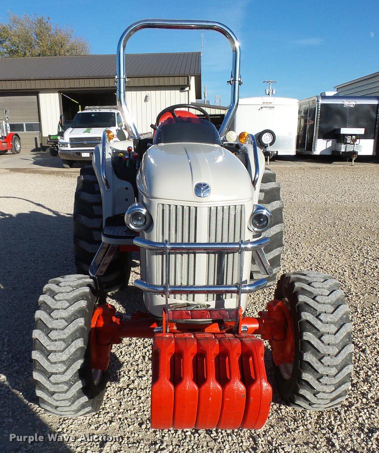 image for item L3289 2010 New Holland Boomer 8N MFWA tractor