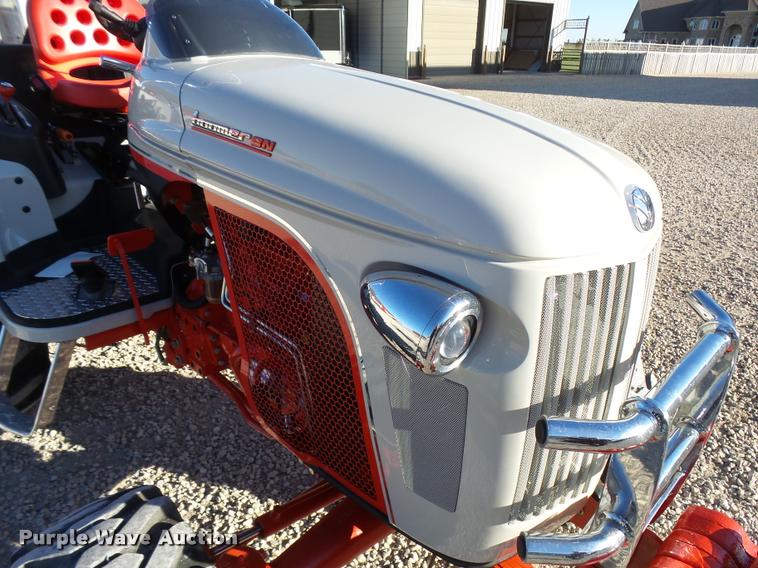 image for item L3289 2010 New Holland Boomer 8N MFWA tractor