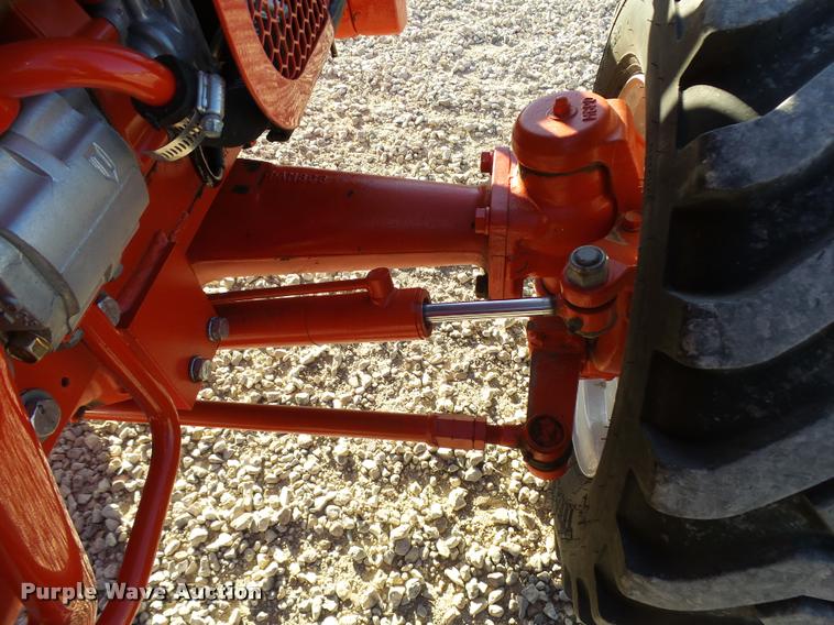 image for item L3289 2010 New Holland Boomer 8N MFWA tractor