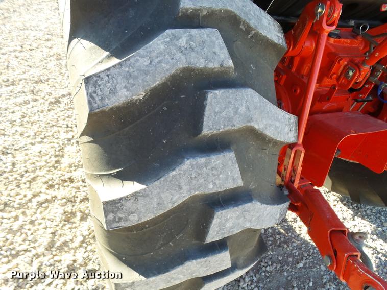 image for item L3289 2010 New Holland Boomer 8N MFWA tractor